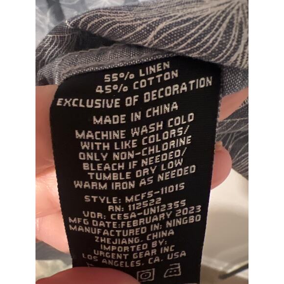 Men's Chambray Linen Blend Short Sleeve Button Up, Size XL, 1373-V - Picture 4 of 4